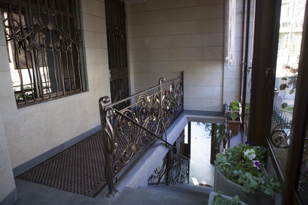 Daniel Boutique Hotel Erivan Exterior foto