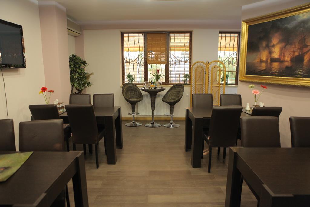 Daniel Boutique Hotel Erivan Exterior foto