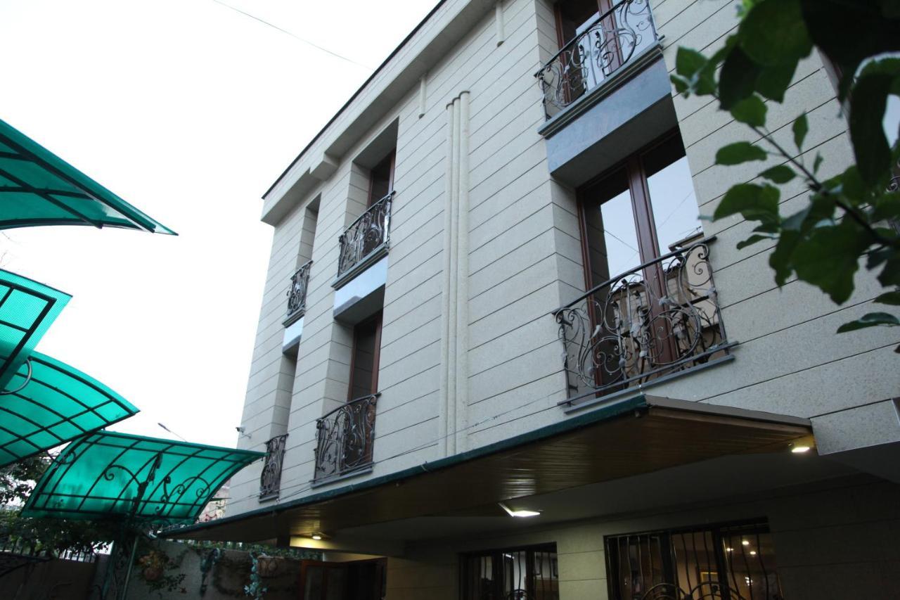 Daniel Boutique Hotel Erivan Exterior foto